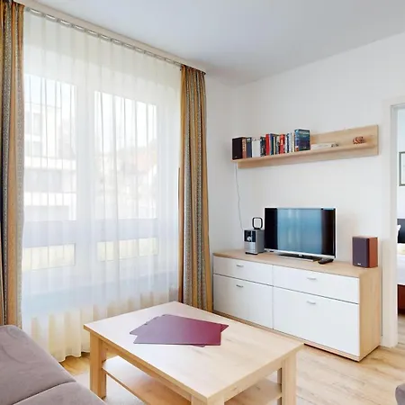 Appartementhaus Binzer Sterne 15 *